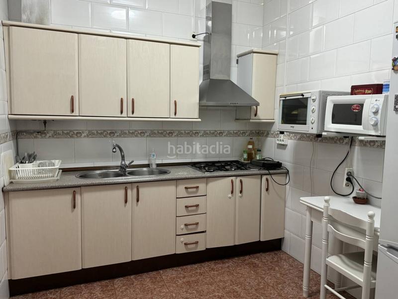 Foto d914ada2-46d0-4802-8b21-3600566e12ed. Casa in Osuna