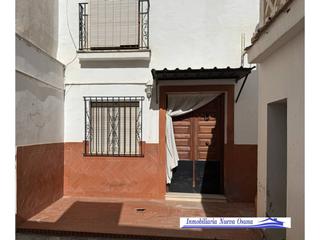 Maison à Osuna. Casa en venta en calle san cristóbal al principio