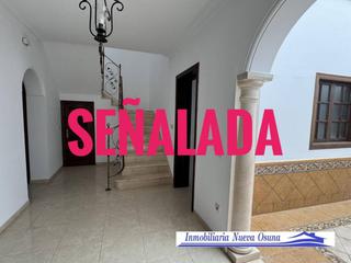 Maison à Osuna. Casa en venta en calle cruz