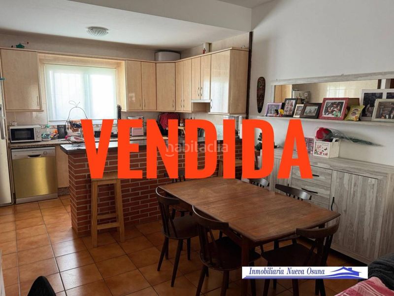 Foto f603e624-3b97-4e67-819a-ffae5ee0d3ff. Casa amb aparcament a Aguadulce