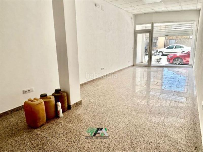 Foto fa7c0b40-8027-4a07-b3f1-8323cf94ede5. Location local commercial dans Baeza