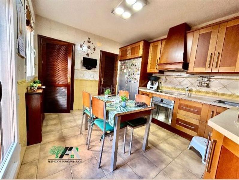 Foto d0defd53-003f-4134-b7d3-8c8bd4bde3b3. Casa  / chalet adosado en venta en nutroton, en Baeza