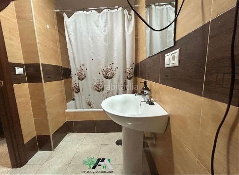 Foto a4228eda-ecb0-4e06-ad1f-394b2c4319ca. Piso  en venta en calle cura, en Baeza