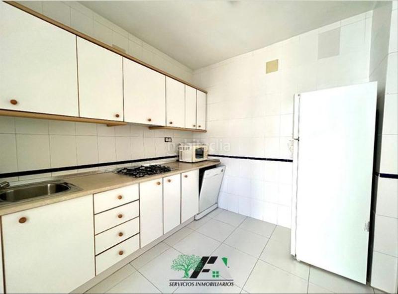 Foto aed87455-f1f2-42dc-91ff-2e009ce962c2. Alquiler casa  / chalet adosado en alquiler en calle azulejos, en Baeza