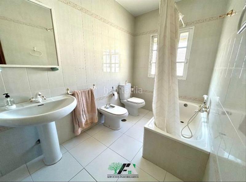 Foto b3063752-d793-4d77-8588-3657bed51106. Alquiler casa  / chalet adosado en alquiler en calle azulejos, en Baeza