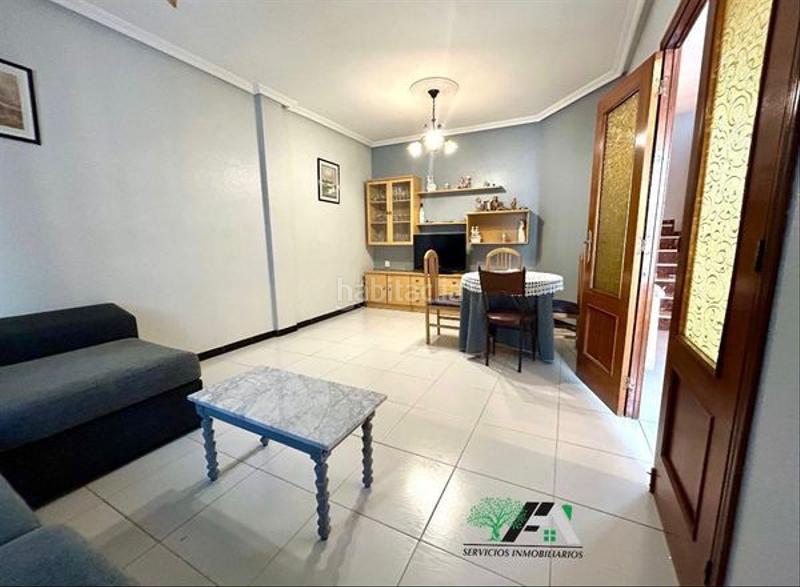 Foto f529f4c5-f467-40b0-95b4-14f5d4038acf. Alquiler casa  / chalet adosado en alquiler en calle azulejos, en Baeza