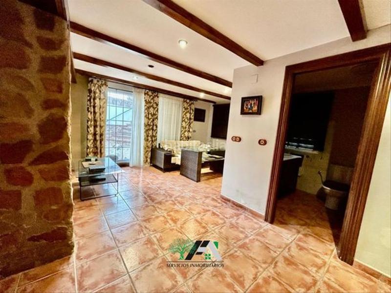 Foto 55734c22-b681-429a-96f4-e35e2b9d980b. Miete chalet mit kamin parking pool in Baeza