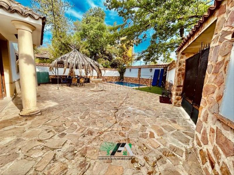 Foto 632c8889-36f2-4e7f-a593-e8d0b8b6015a. Miete chalet mit kamin parking pool in Baeza