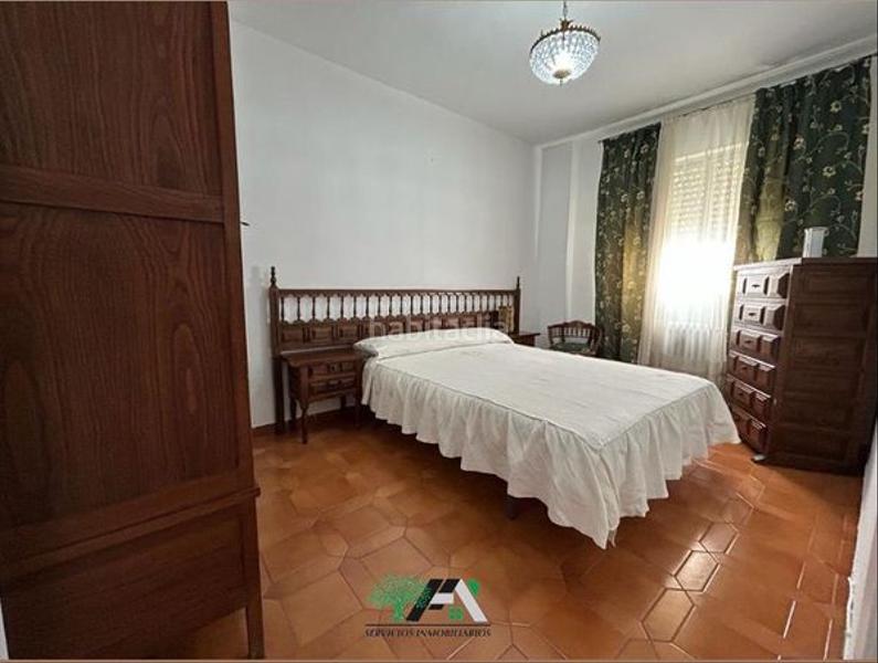 Foto 6a5f888c-1cde-4c49-b105-07fd51667e6f. Lloguer pis amb calefacció a Baeza