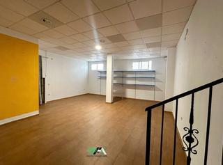 Miete Geschäftsraum  Calle granada. Local en alquiler en calle granada, baeza.