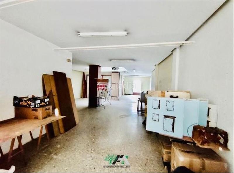 Foto 3030998a-3e90-4588-ba44-86107eb336d9. Local comercial a Baeza