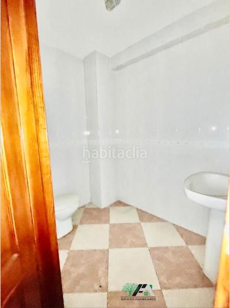 Foto 9402b178-c09b-4d75-b104-e9772cd50423. Local comercial a Baeza