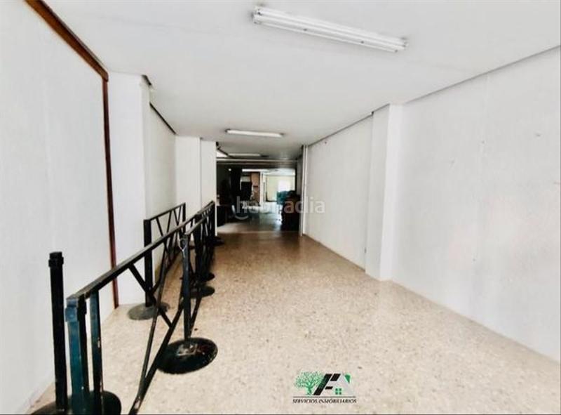 Foto d7229b43-ad47-4b69-b6b7-a87d50e7b846. Local comercial a Baeza