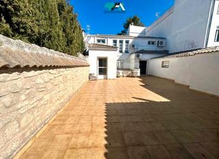 Casa en Acera de la Magdalena