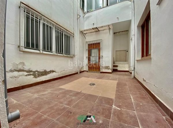 Foto 4da2b73d-985d-4394-8aff-5d634d36d120. Lloguer local comercial a Baeza