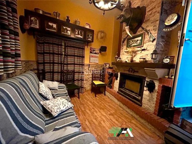 Foto 26249ba0-fb5f-4501-93e2-e507dc26d792. Casa  / chalet adosado en venta en calle san vicente, . en Baeza