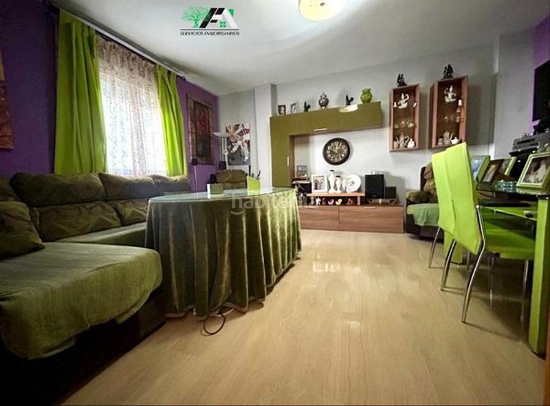 Foto ce8edf2d-d536-46c1-80f0-dd636c915f24. Casa  / chalet adosado en venta en calle san vicente, . en Baeza