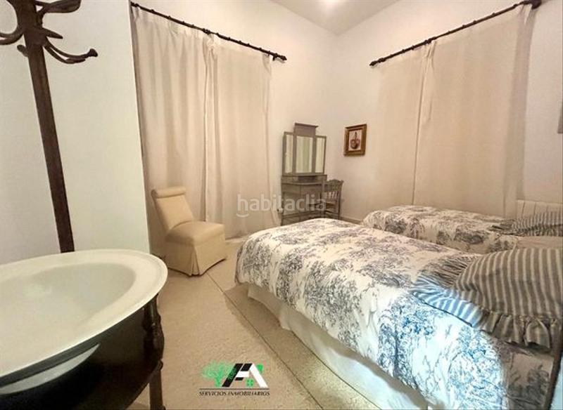 Foto 9239c54d-2815-4122-87ce-26bc9e3741c4. Masia amb calefacció aparcament piscina a Baeza