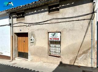 Casa  Calle la parra. Casa / chalet adosado en venta en calle la parra, begijar.