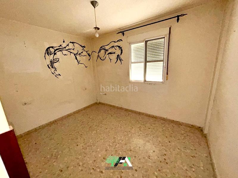 Foto 6a7e5c0a-2b78-414f-a7e8-4e9425ea8ba9. Piso  en venta en calle el aladrero, . en Baeza