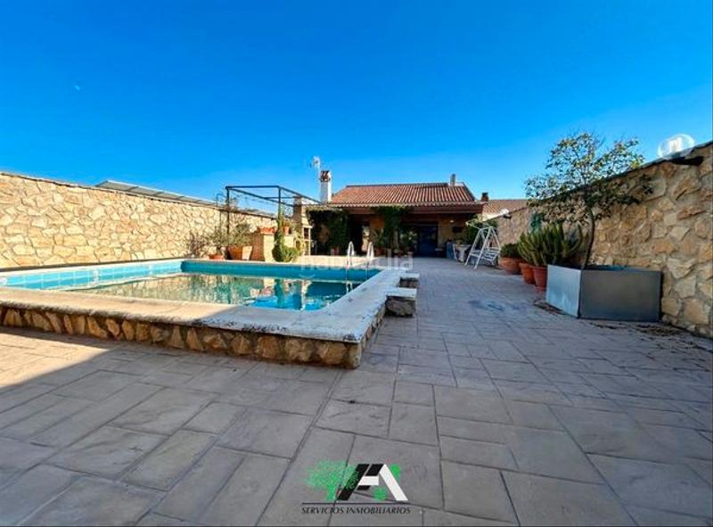 Foto b16c4ece-7764-4670-ac82-fb909fef12db. Casa  en venta en calle el arriero, . en Baeza