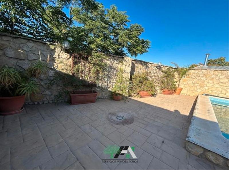 Foto fb60c35f-dce5-41a9-a056-e852d19992a6. Casa  en venta en calle el arriero, . en Baeza