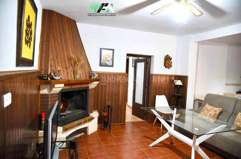 Foto 78bb8474-1b53-4c6b-a756-22bce3e04106. Lloguer xalet amb xemeneia piscina a Baeza