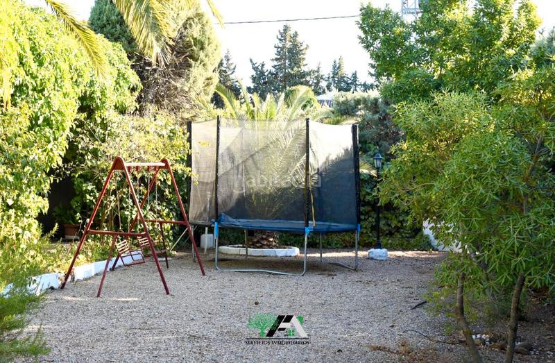 Foto 1a68ebd1-dd94-4328-961d-9b07e2611131. Miete chalet mit kamin pool in Baeza