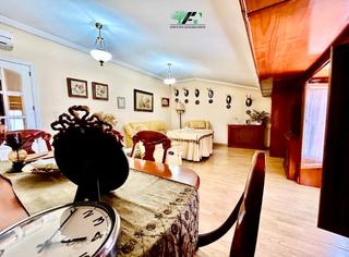 Appartement  Calle intendente pablo de olavide. Piso en venta en calle intendente pablo de olavide, baeza.