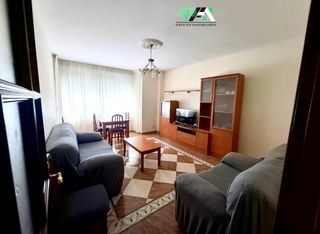 Rent Flat  Callejón garnica. Piso en alquiler en zona academia de la guardia civil, baeza.