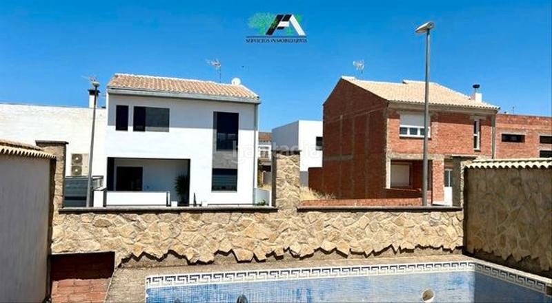 Foto 1b629a0a-d67c-40e3-b058-57bbad0d2443. Casa  / chalet adosado en venta en calle algodonera, . en Baeza