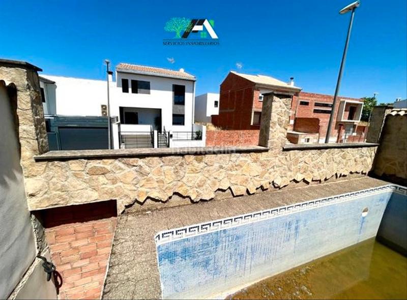 Foto d817cbd3-2e65-4384-ade3-bdc1165cb4fd. Casa  / chalet adosado en venta en calle algodonera, . en Baeza