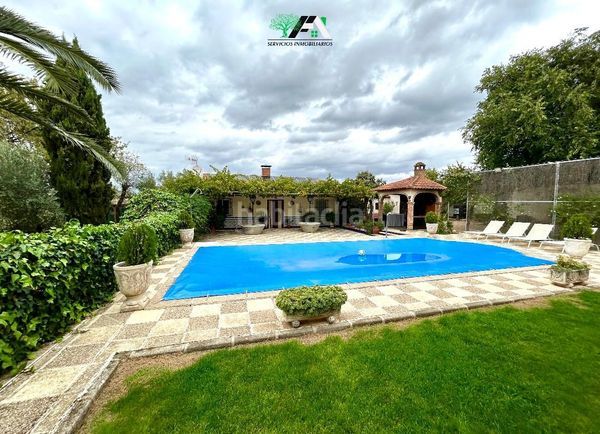 Foto 03f45575-2ab7-4f3f-988e-8ac11fe44777. Xalet amb aparcament piscina a Baeza