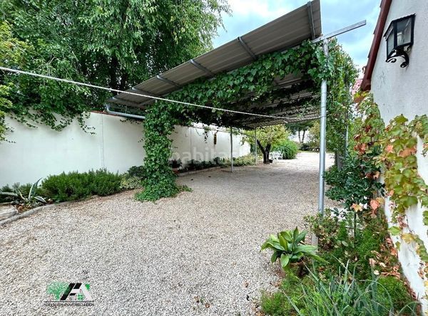 Foto 19445edb-9de0-412a-8223-98887125b7fb. Xalet amb aparcament piscina a Baeza