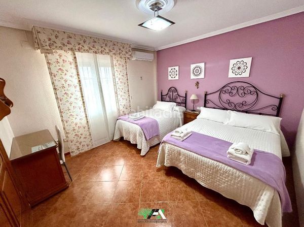 Foto 9a7d0332-5063-42a1-9a78-2b72eda278cd. Xalet amb aparcament piscina a Baeza