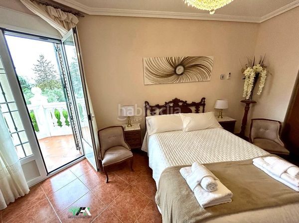 Foto 9de05aba-7d15-4a1b-9213-8028d057aecb. Xalet amb aparcament piscina a Baeza