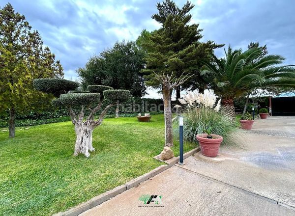 Foto b7a21fda-a47b-4830-95a8-d0bf90d8c828. Xalet amb aparcament piscina a Baeza