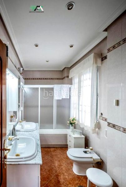 Foto e8482a75-bb77-444b-909b-0ed82e44ce9f. Xalet amb aparcament piscina a Baeza