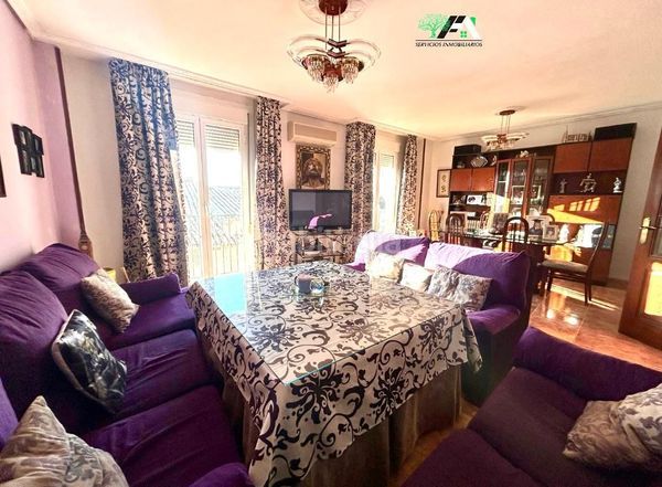 Foto a868753a-0daa-467d-a85f-2fcaf0f6ab2a. Pis a Baeza