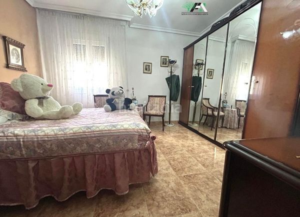 Foto cc898aa1-fccd-444a-b0aa-c06613ffb498. Pis a Baeza