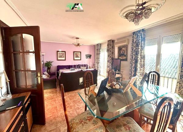 Foto f07866da-4cfc-418c-85aa-510bc9beaa99. Pis a Baeza