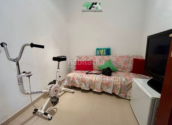 Foto a7d377bd-0fdd-41b5-a72a-c21c9227cd36. Pis amb aparcament a Baeza