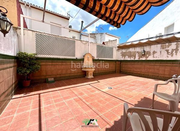 Foto e627f929-1ca6-467e-b828-098b150dabc5. Casa a Baeza