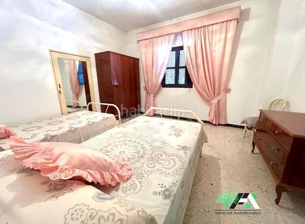 Foto 4d89761a-a39a-4f16-902e-417515bb0c3f. Casa a Baeza