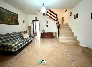 Casa en Baeza. Casa / chalet adosado en venta en calle escopeteros, baeza.