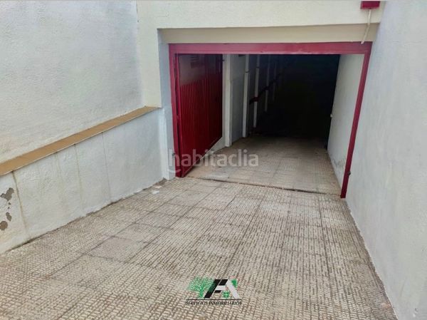 Foto ac091782-3fe4-4392-8695-a2dfeb7adb32. Lloguer aparcament cotxe a Baeza