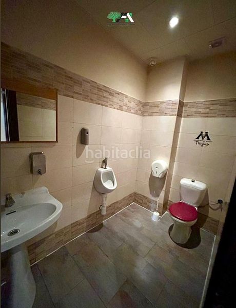 Foto 1e217223-6026-4476-913f-a159e265b46f. Local comercial a Baeza