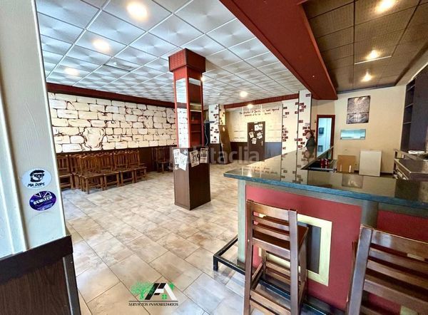 Foto 6c022ce7-6e83-43ec-a9ff-fb30f2299d57. Local comercial a Baeza