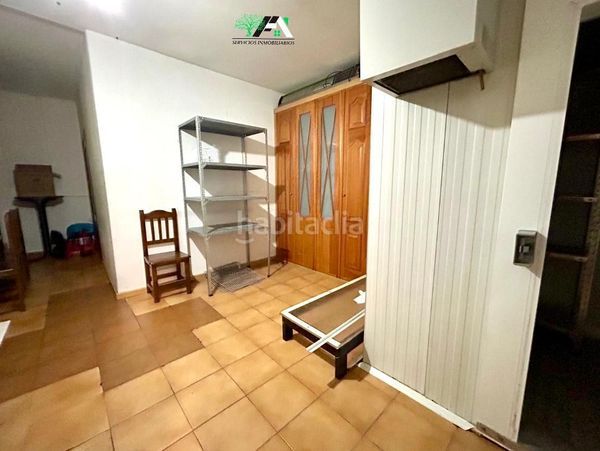 Foto c1b47ef6-2796-4d69-9722-deffe51d1b1d. Local comercial a Baeza