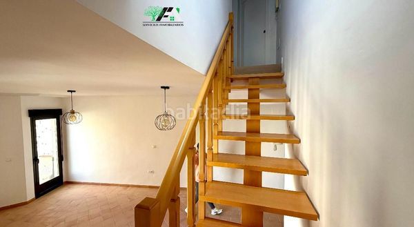 Foto 086a3030-4826-4b53-b7da-eb55eabbd26f. Duplex dans Baeza